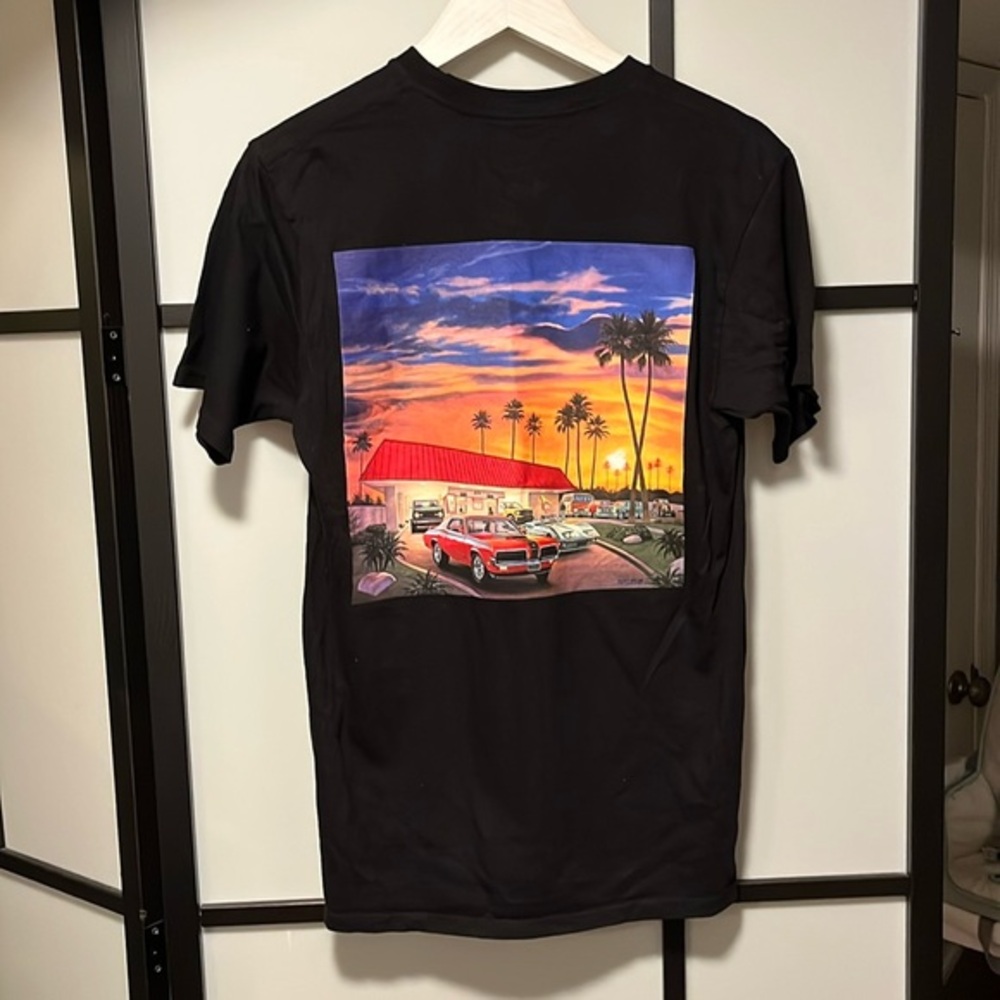 In and Out Burger Golden Hour Shirt Y2K Black Unisex Size Medium